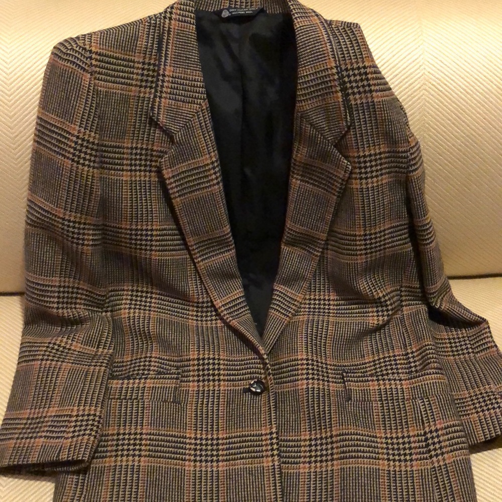 Tahari jacket